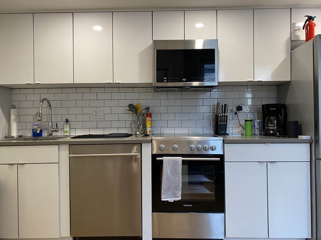 829 Boylston St - Photo 1