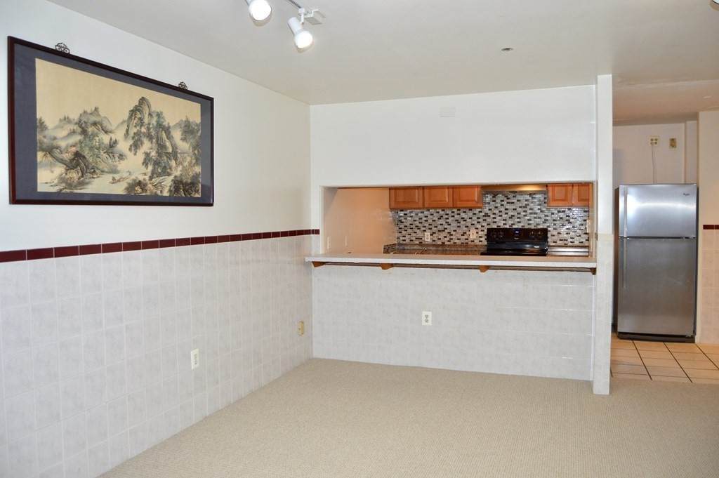 100 W Squantum St - Photo 1