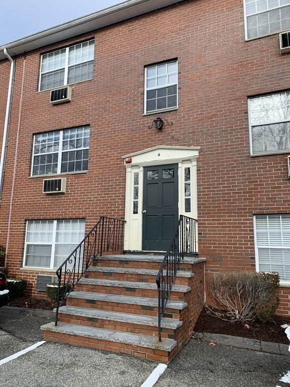 4 Viking Court - Photo 1