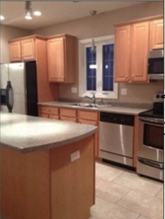 847 Washington St - Photo 1
