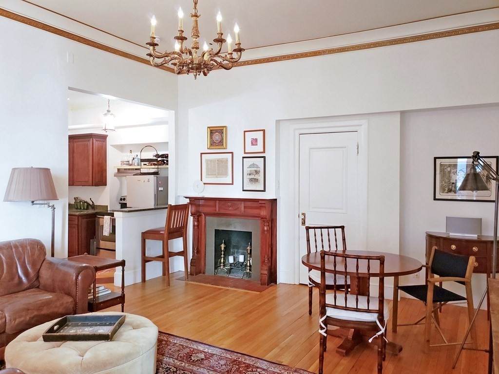 67 Mount Vernon St - Photo 1