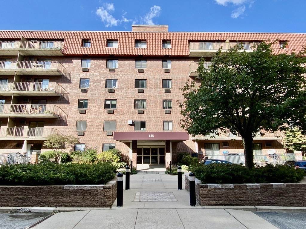135 Pleasant Street - Photo 1