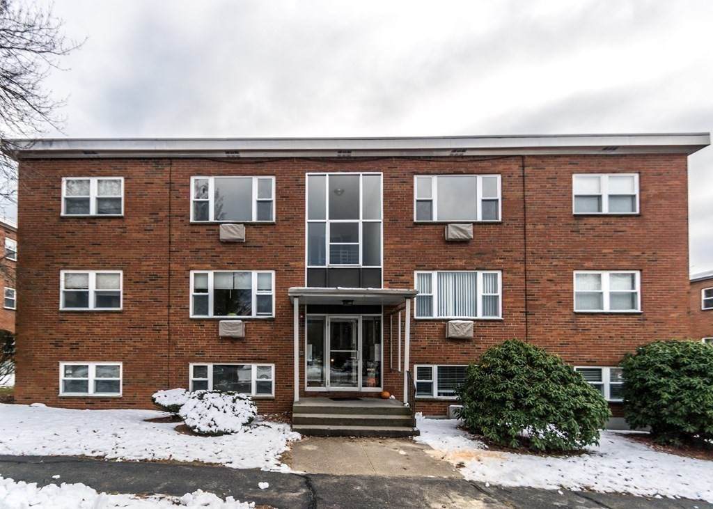 1105 Lexington - Photo 1