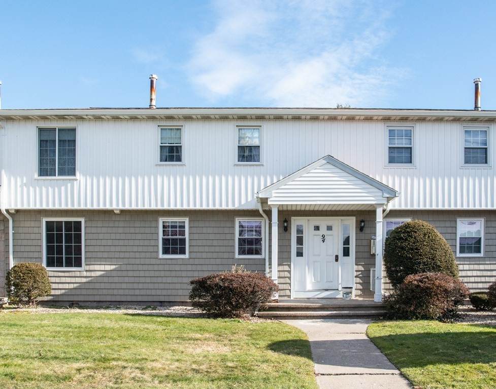 94 Fuller St - Photo 1