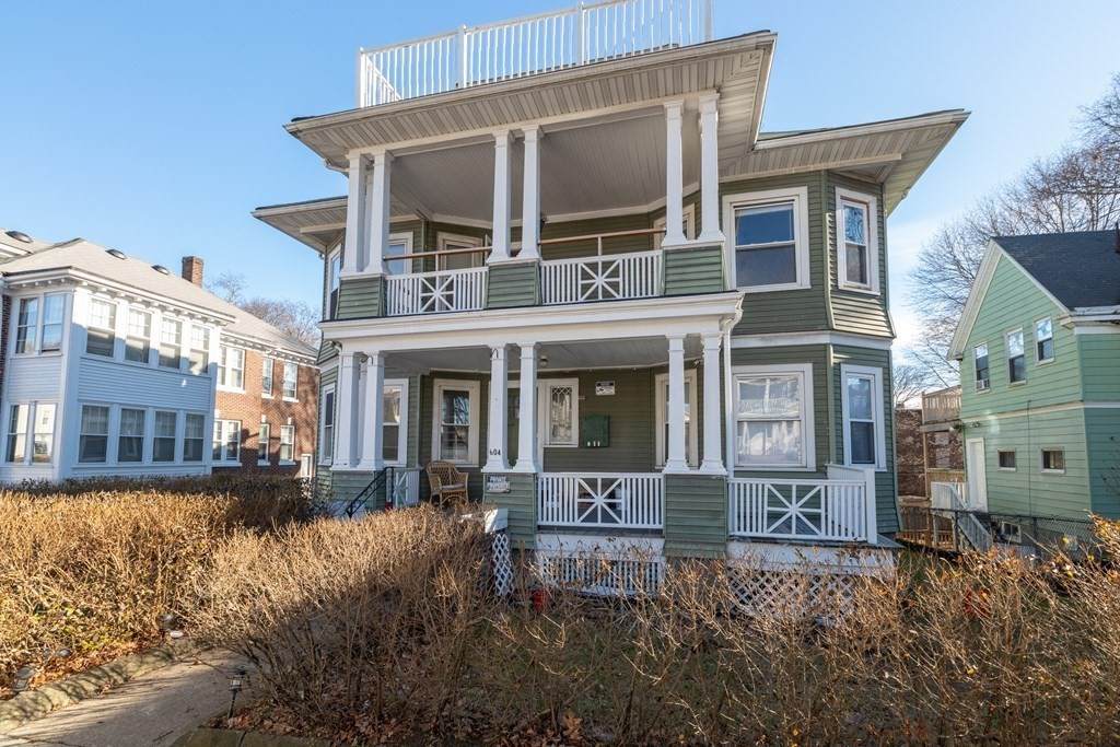 604 Norfolk St - Photo 1
