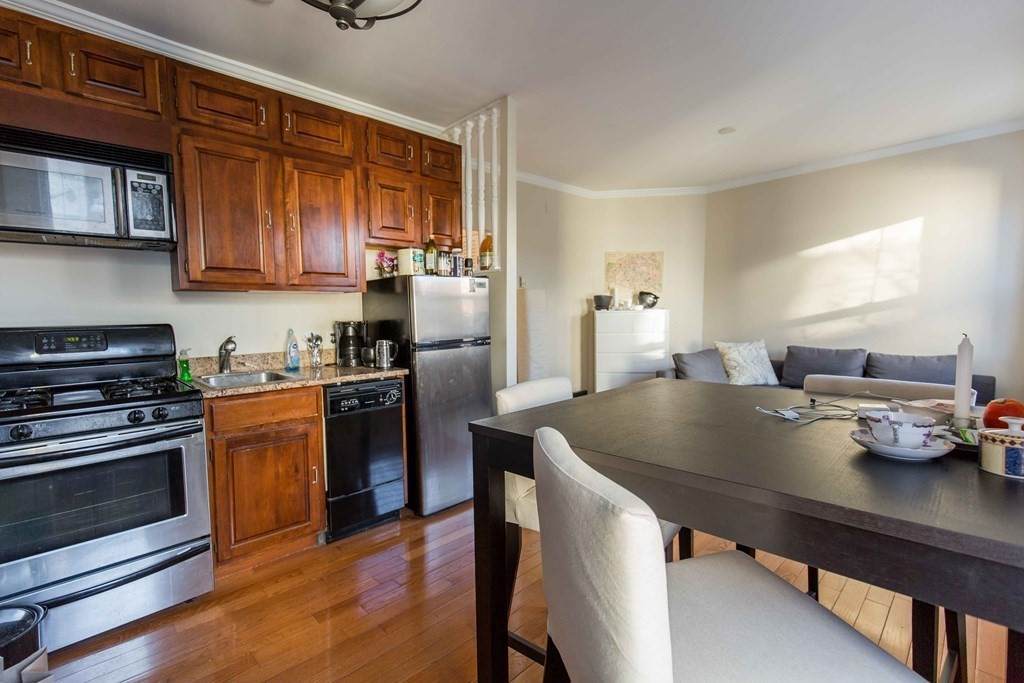 59 Phillips - Photo 1