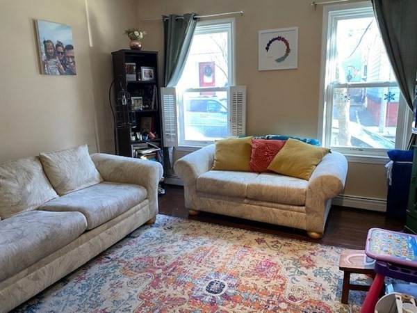 64 Sullivan St - Photo 1