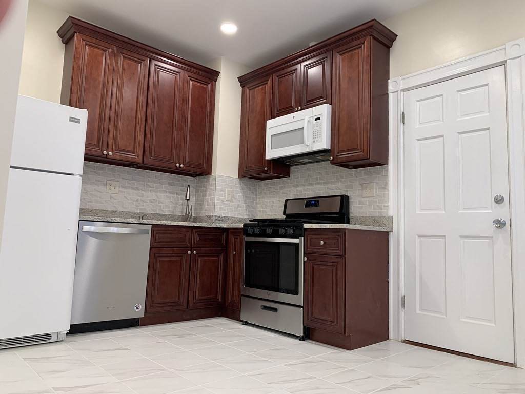 31 Mansfield Street - Photo 1