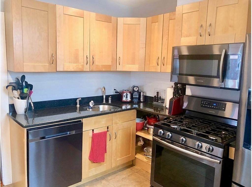 16 Linden Street - Photo 1