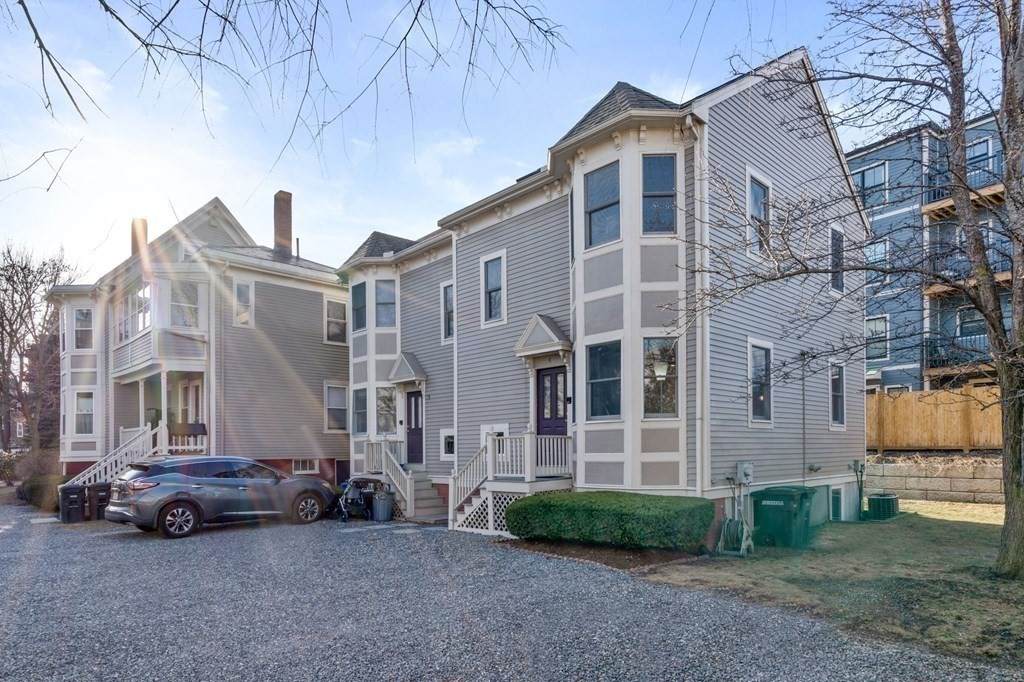 4 Hodgdon Pl - Photo 1