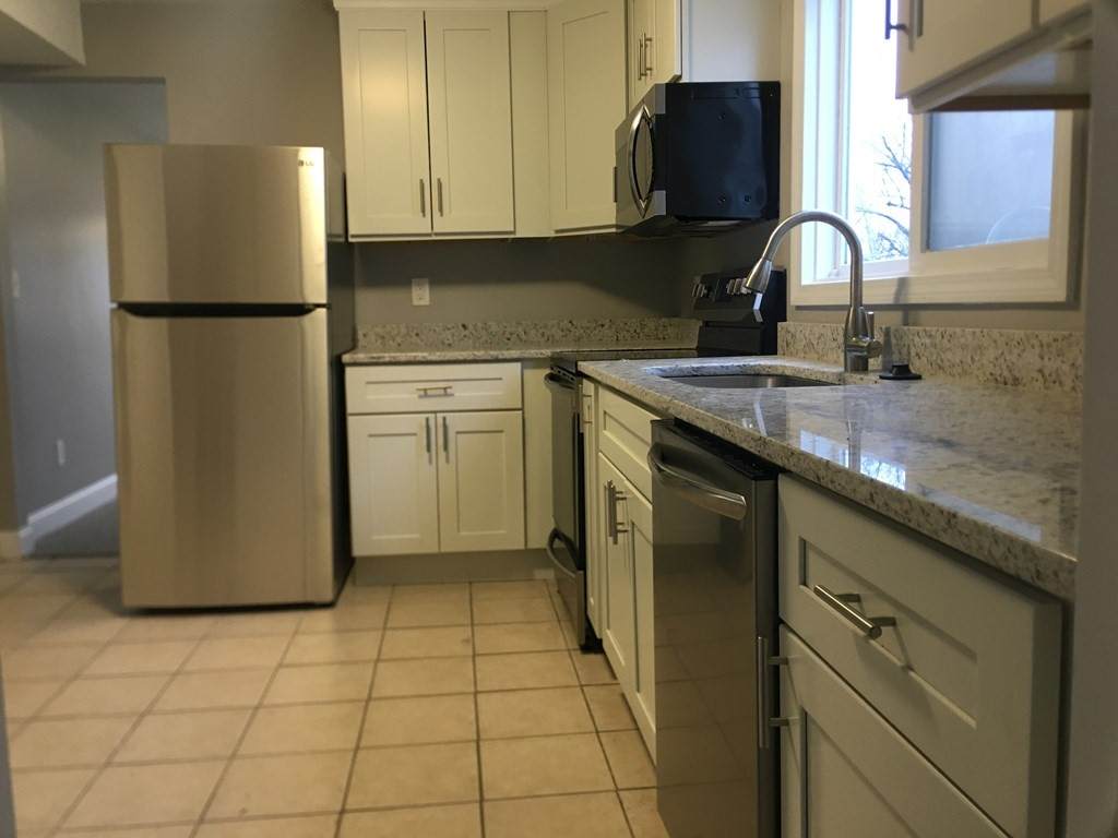 278 Charles Street - Photo 1