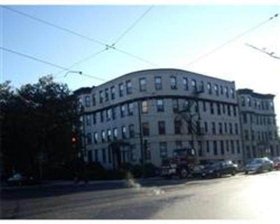 1880 Commonwealth Ave - Photo 1