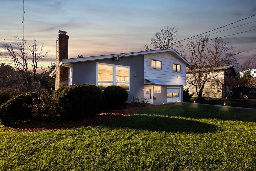 32 Daley Street - Photo 1