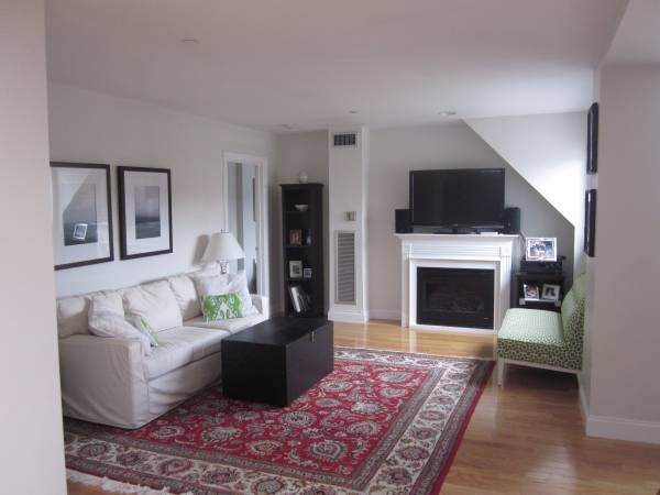 65 Chelsea Street - Photo 1