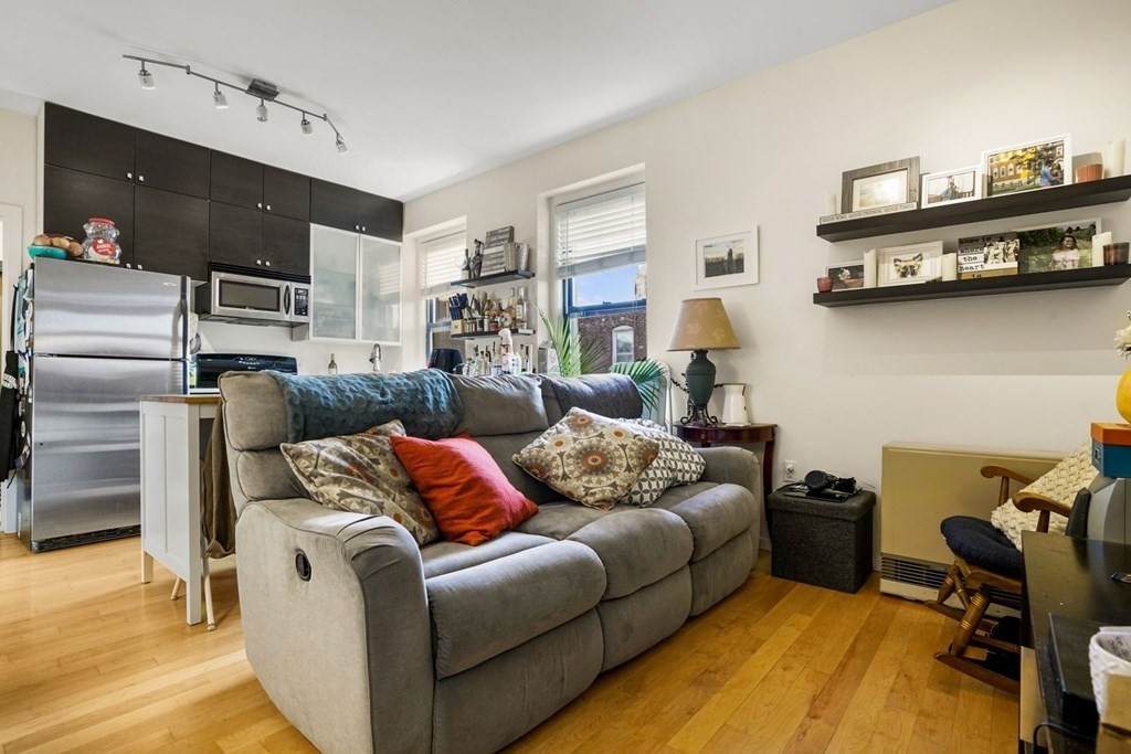 155 Cottage Street - Photo 1