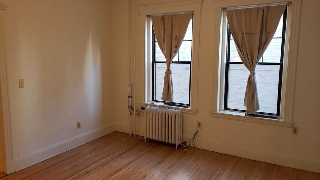 370 Chestnut Hill Ave - Photo 1