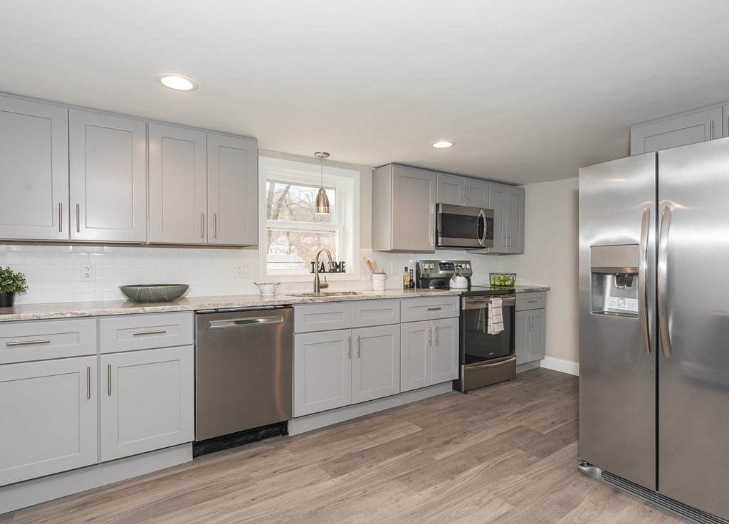 158 Bates Rd - Photo 1