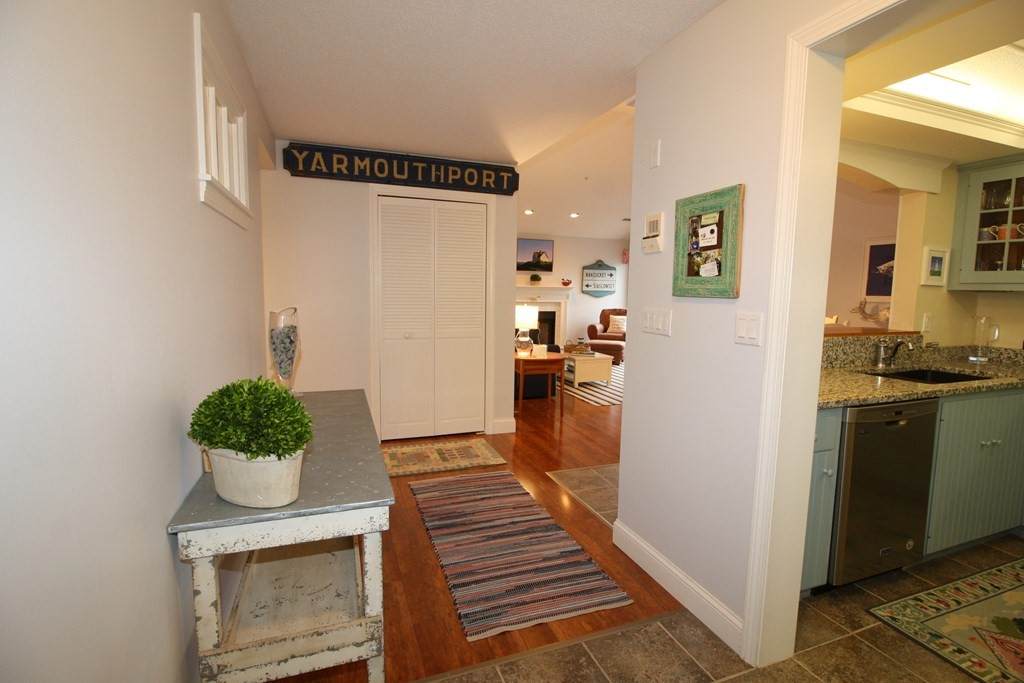 66 Kates Path - Photo 1