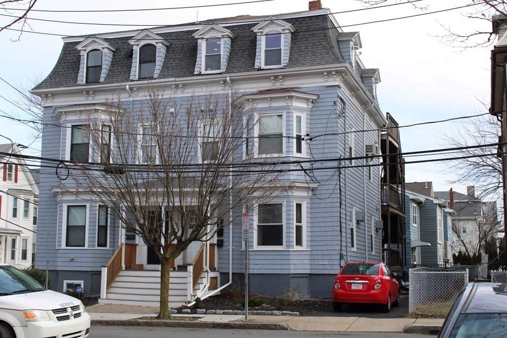 22 Lincoln Street - Photo 1