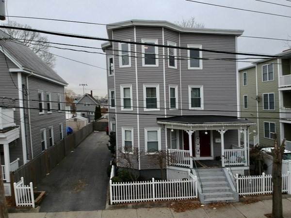 98-100 Cottage St - Photo 1