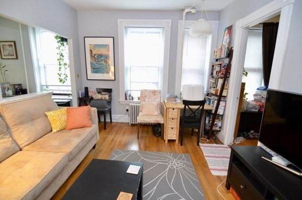 8 Fayette St - Photo 1