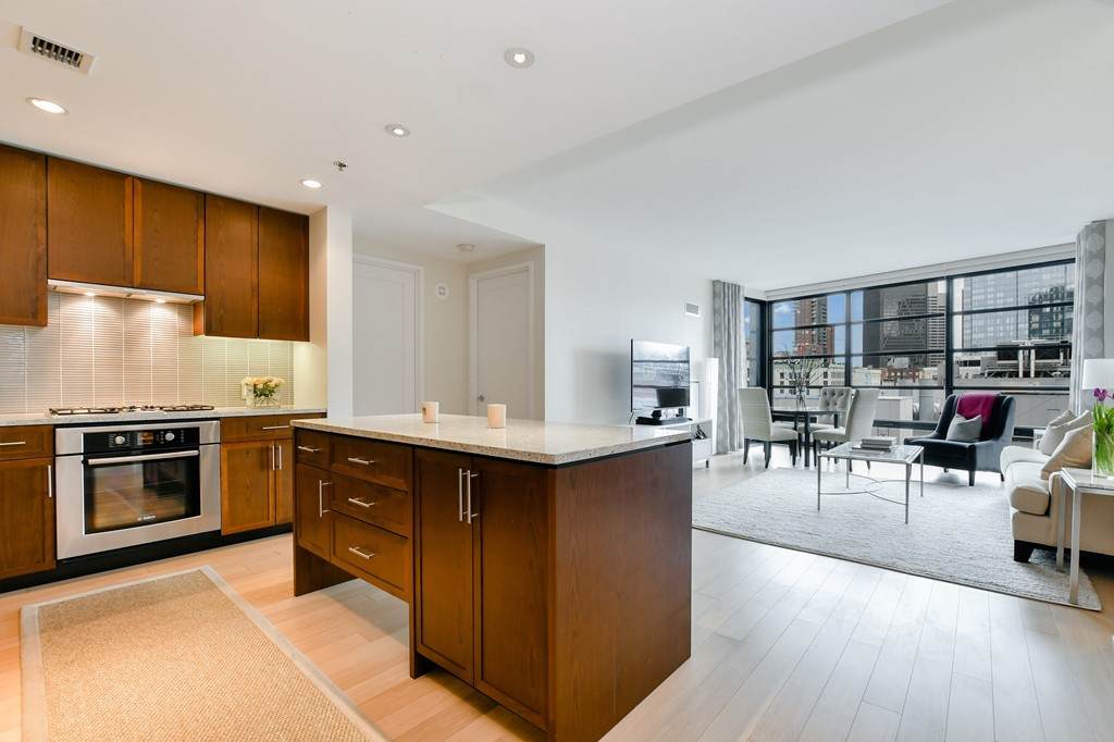 580 Washington Street - Photo 1