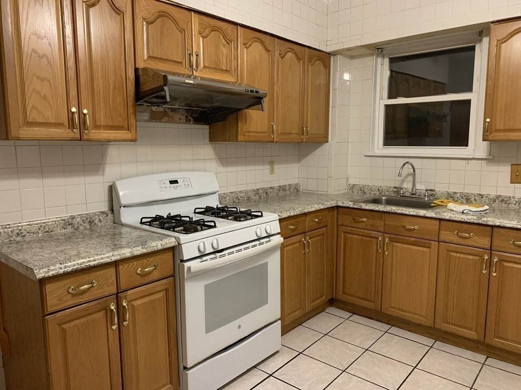 17 Concord St - Photo 1