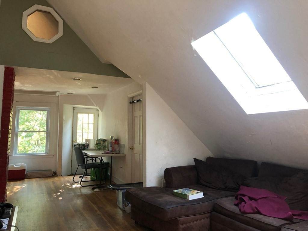 20 South St - Photo 1