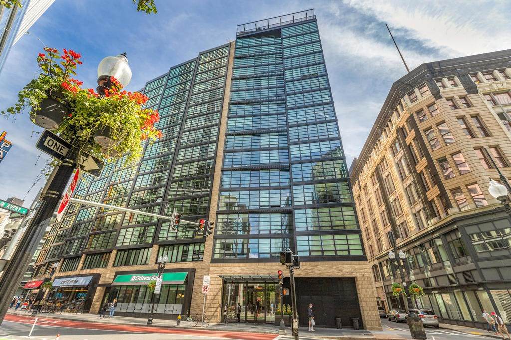 580 Washington Street - Photo 1