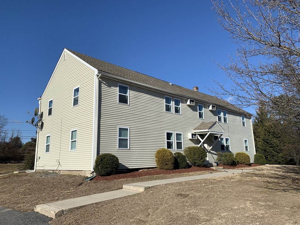 247 Elm - Photo 1