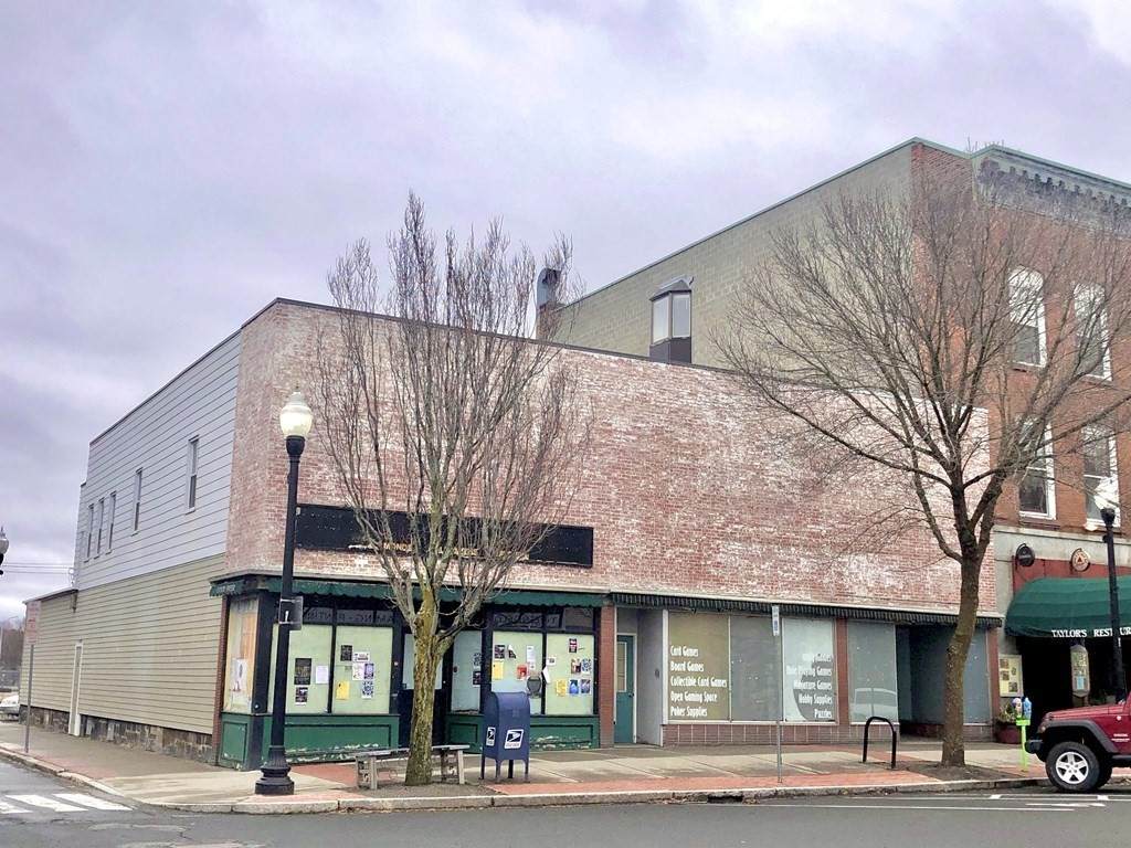 220-228 Main St - Photo 1