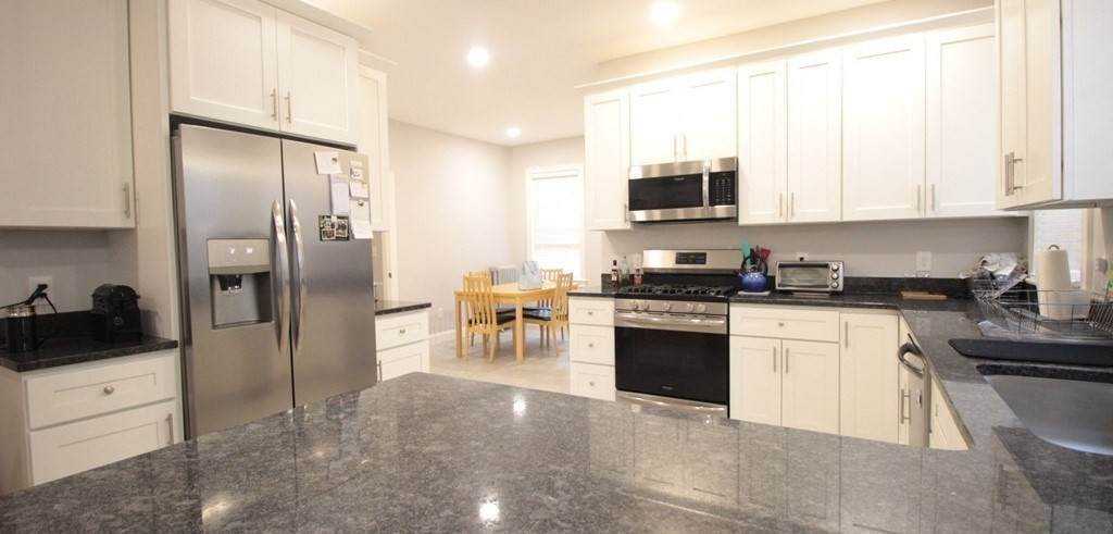 91 Verndale Street - Photo 1
