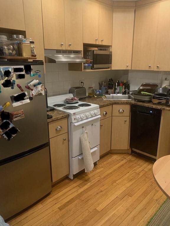 99 Charles Street - Photo 1