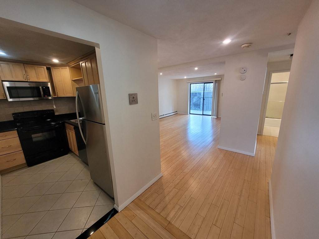 12 Pond Lane - Photo 1