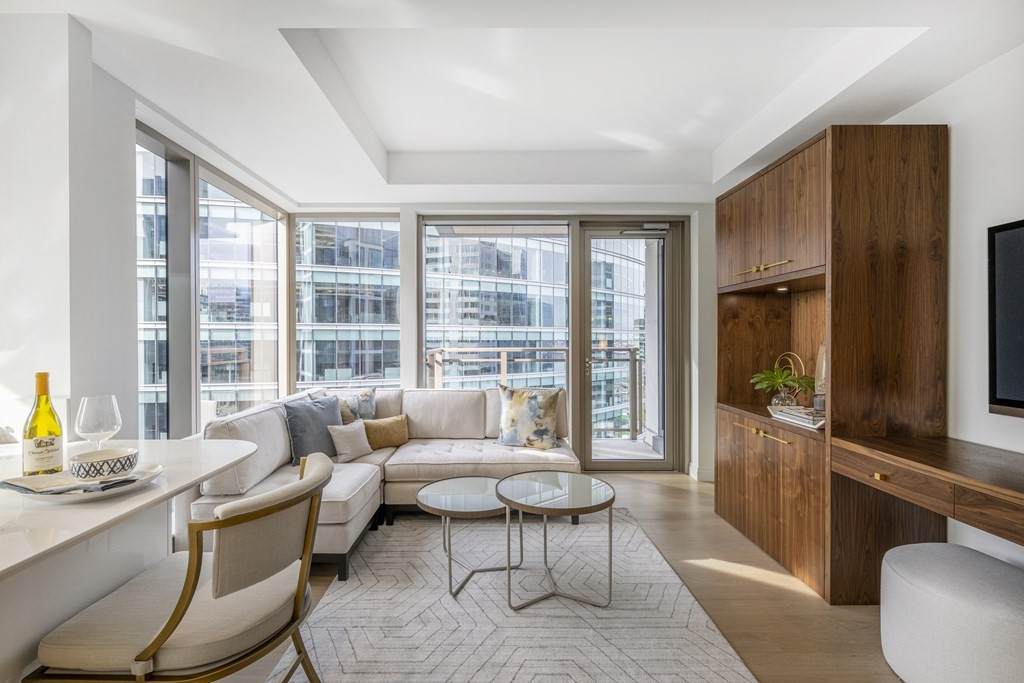 133 Seaport Boulevard - Photo 1