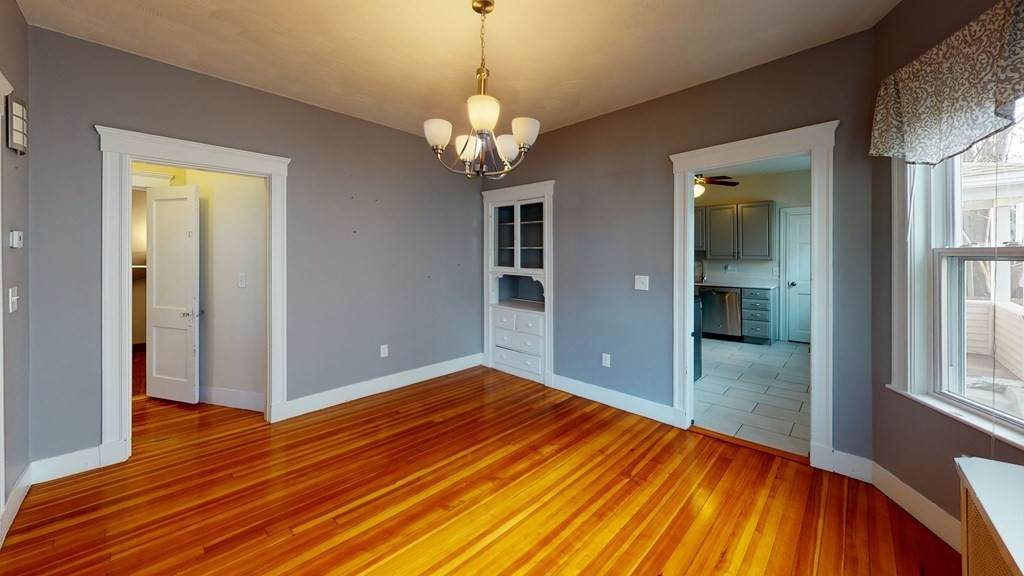 20 Oriole Street - Photo 1