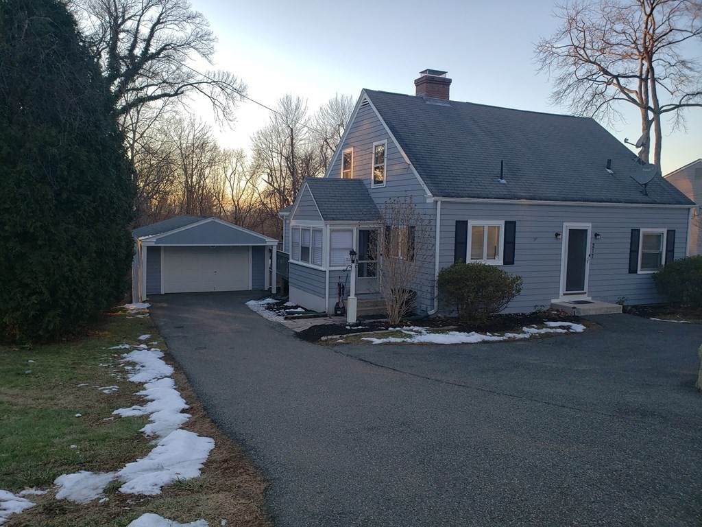 217 Prospect - Photo 1