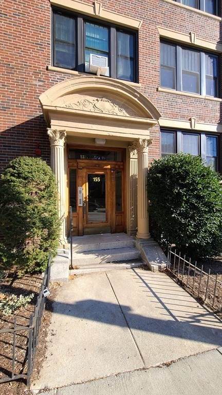 155 Strathmore Rd. - Photo 1