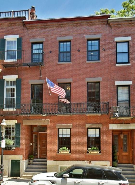 27 Monument Avenue - Photo 1