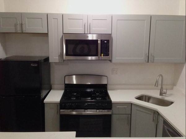 229 Kelton Street - Photo 1
