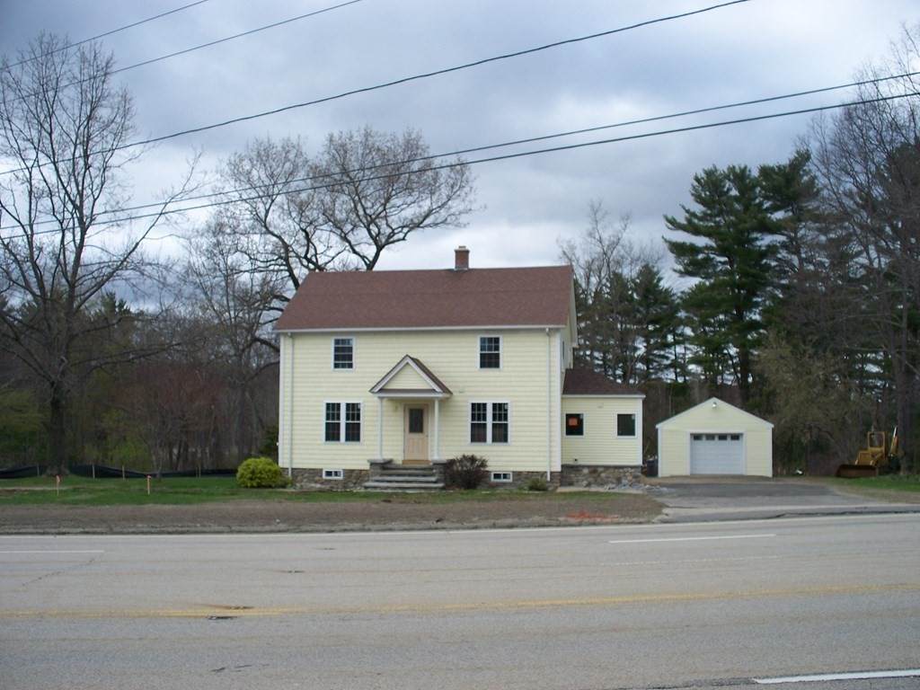 214 Charlton Street - Photo 1