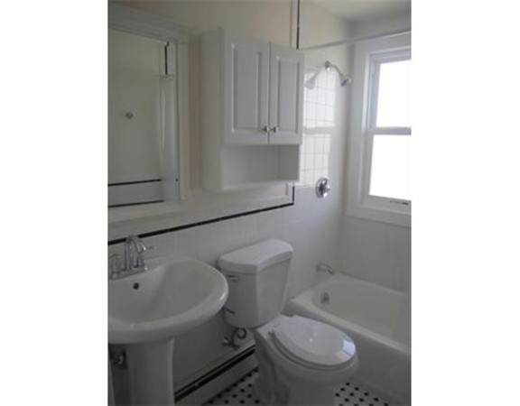 12 Newbury Ave - Photo 1