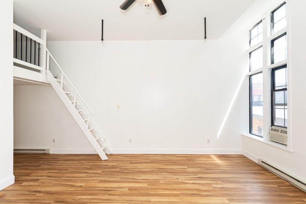 16 Merrimack St - Photo 1