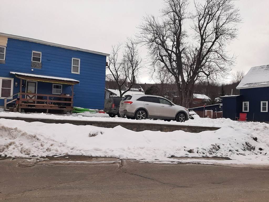 396 Forbush Ave - Photo 1
