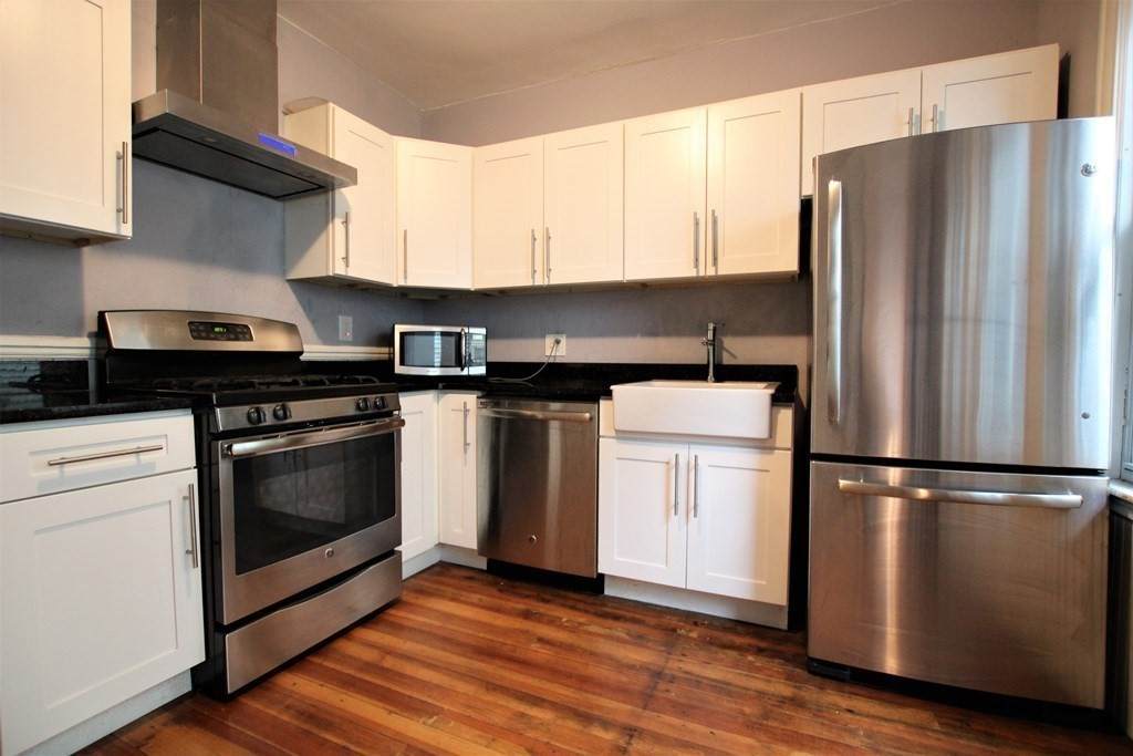 10 Magnus Ave - Photo 1