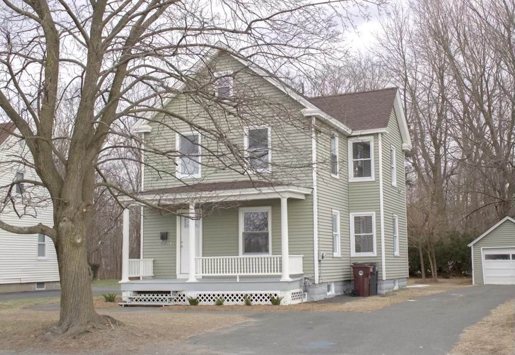64 Noble St - Photo 1