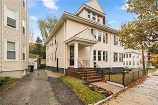 506 Washington St - Photo 1
