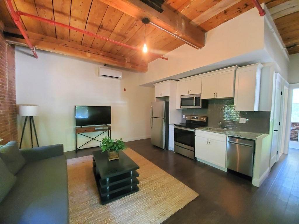 45 Summer St - Photo 1