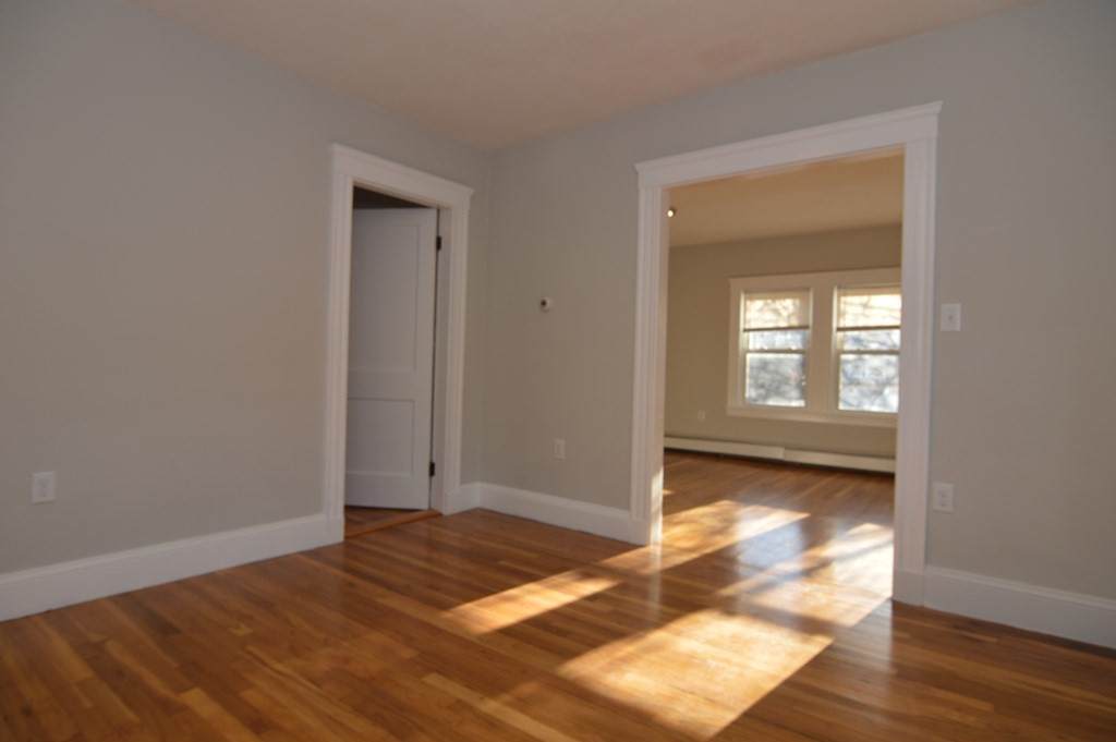 275 River St - Photo 1