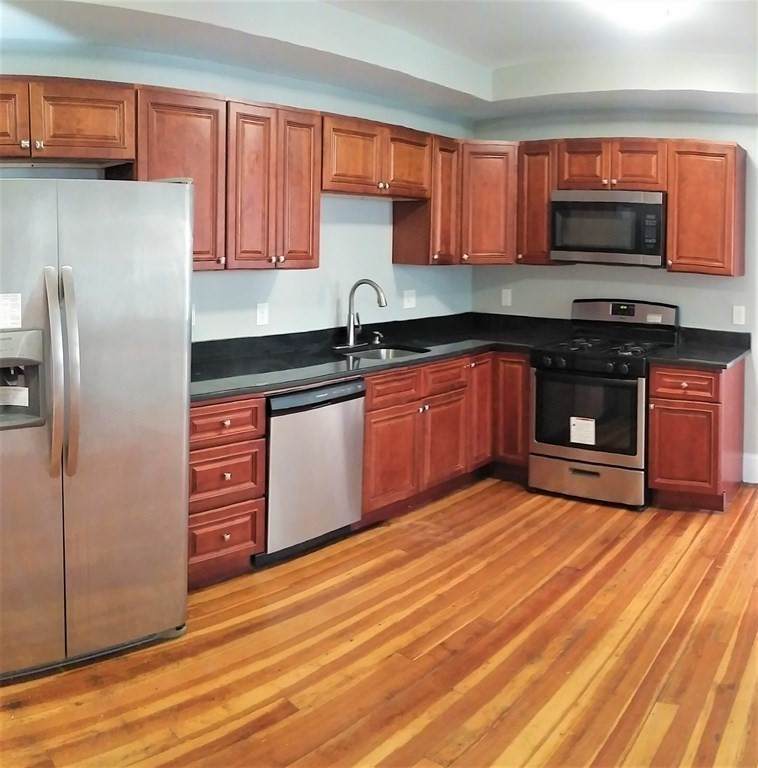 15 Pasadena Rd - Photo 1